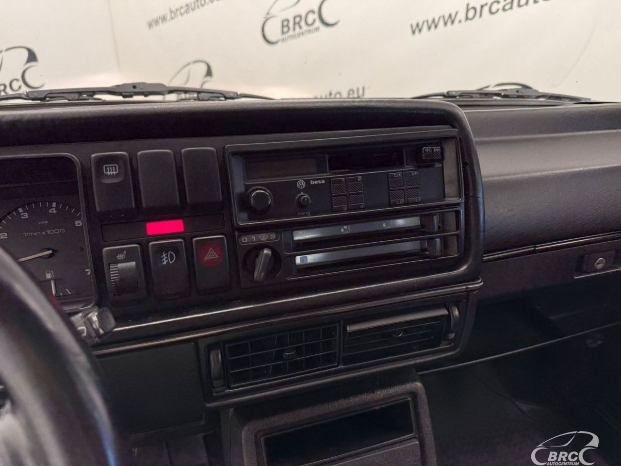 Volkswagen Golf | 6