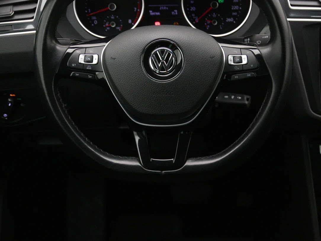 Volkswagen Tiguan | 17