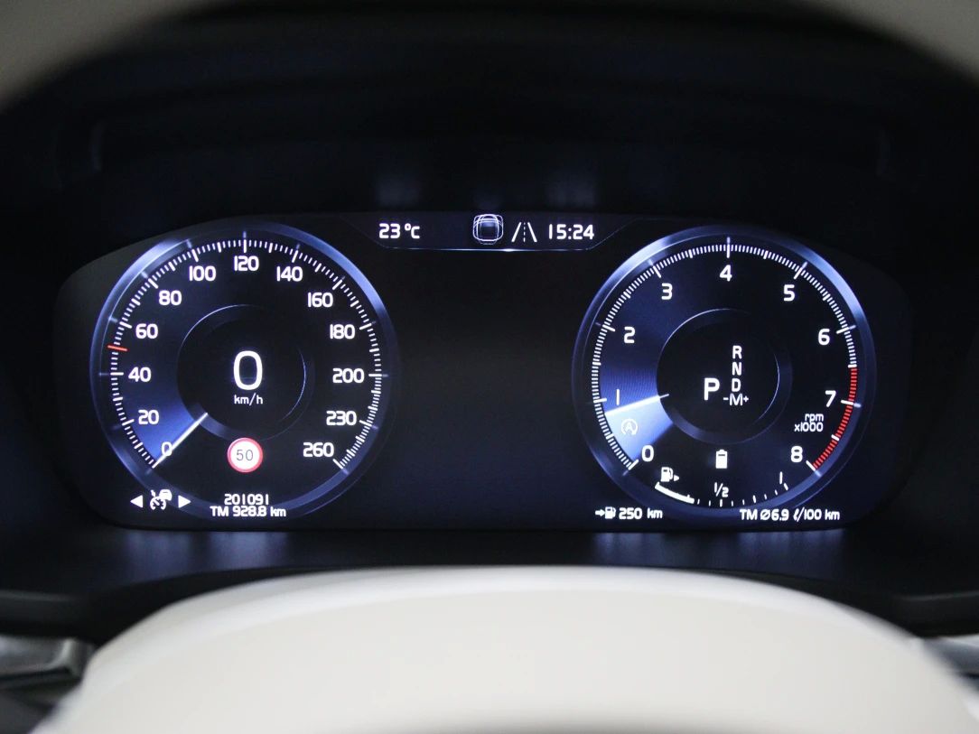 Volvo V60 | 15