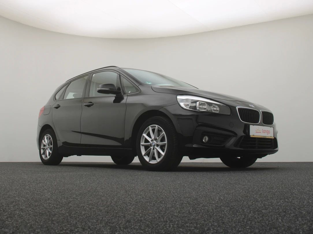 BMW 218 | 10