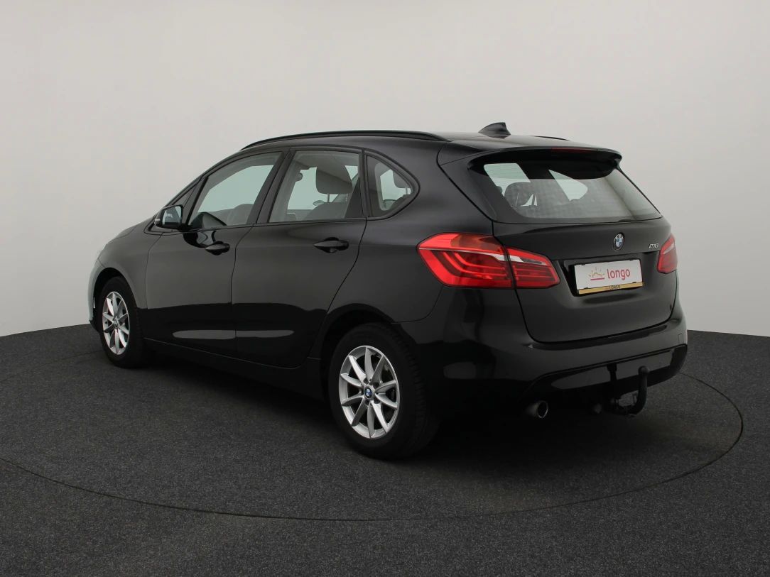 BMW 218 | 6