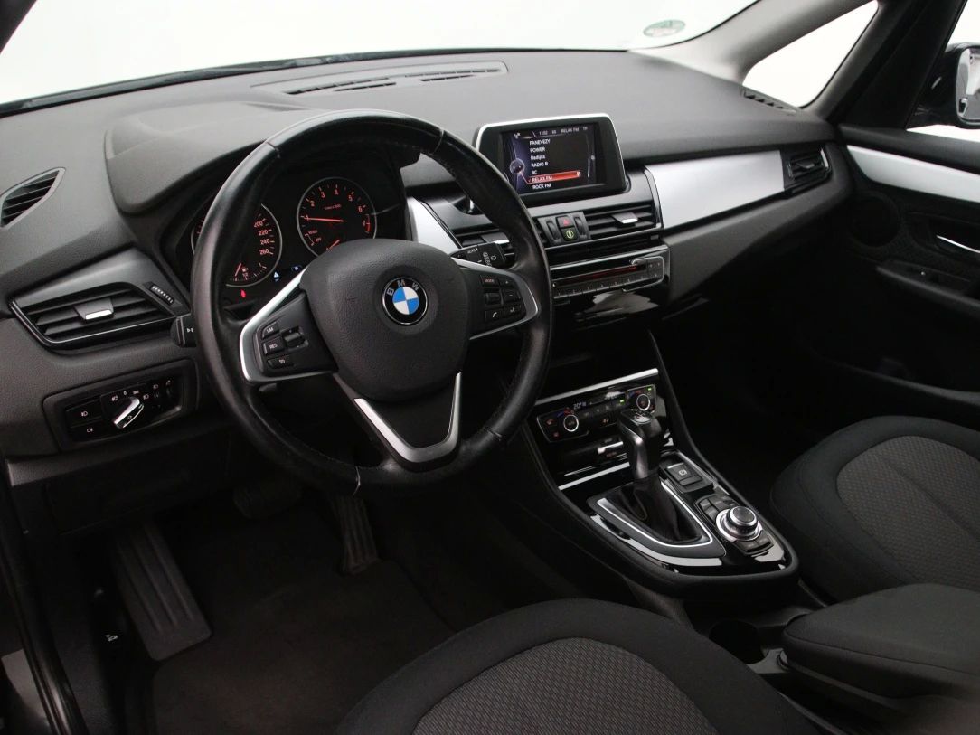 BMW 218 | 15