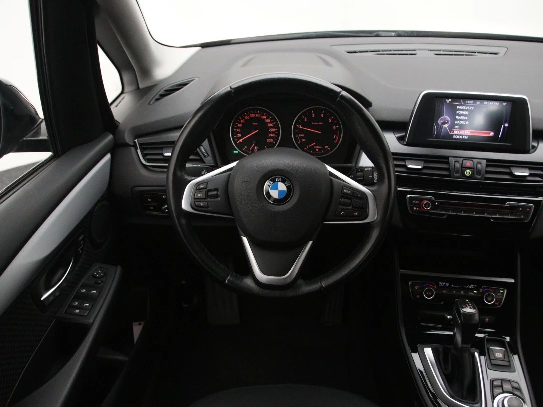 BMW 218 | 16