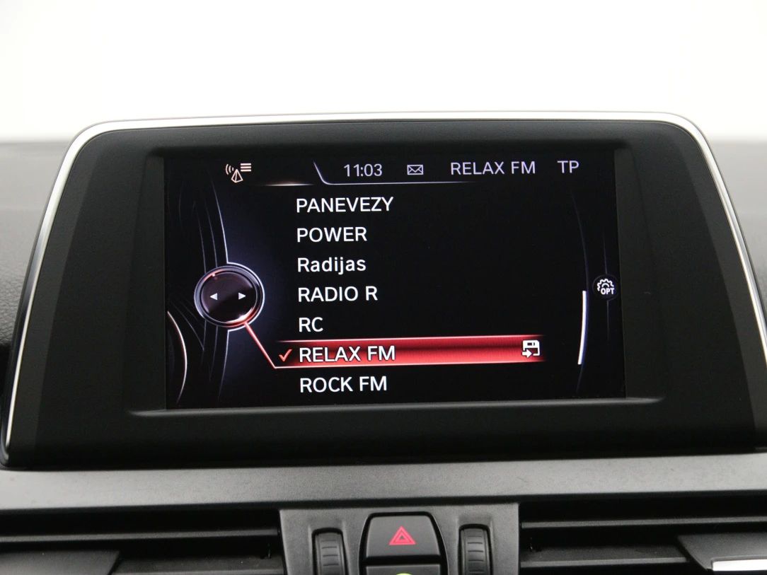 BMW 218 | 21