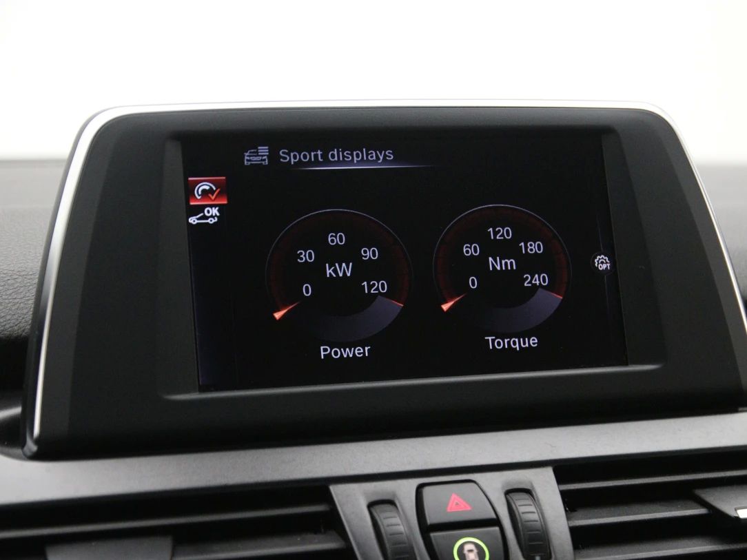 BMW 218 | 31