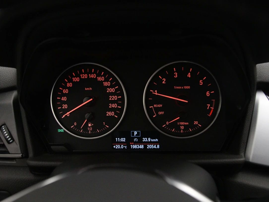 BMW 218 | 18