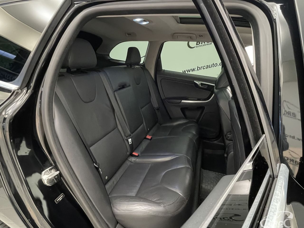 Volvo XC60 | 11