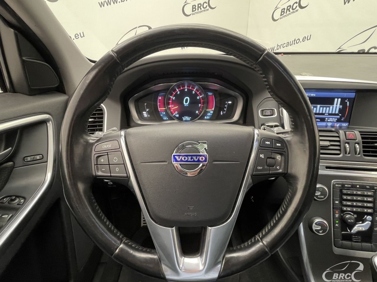 Volvo XC60 | 28