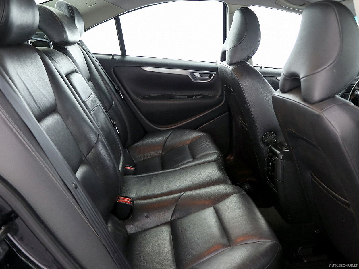 Volvo S60 | 6