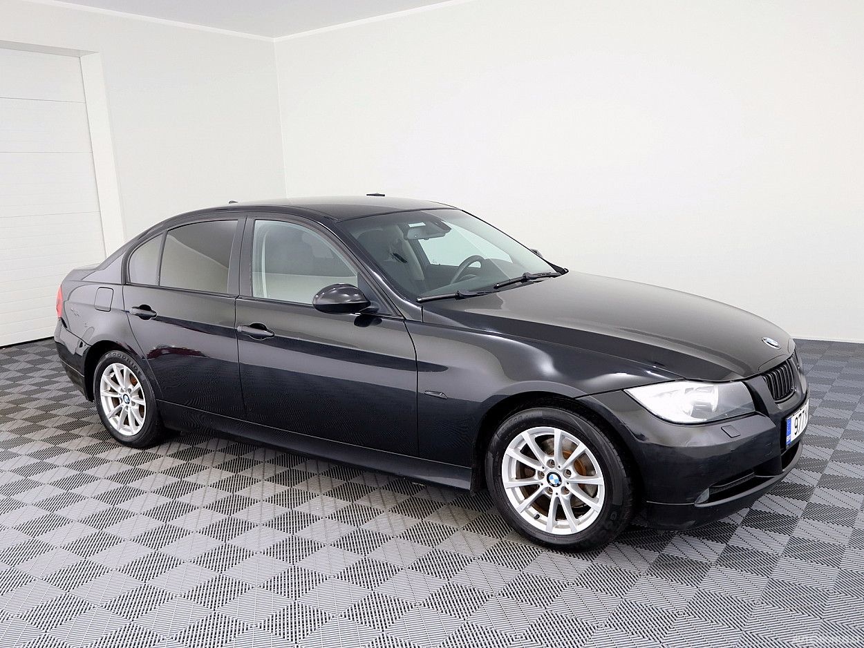 BMW 318, 2.0 l., sedanas