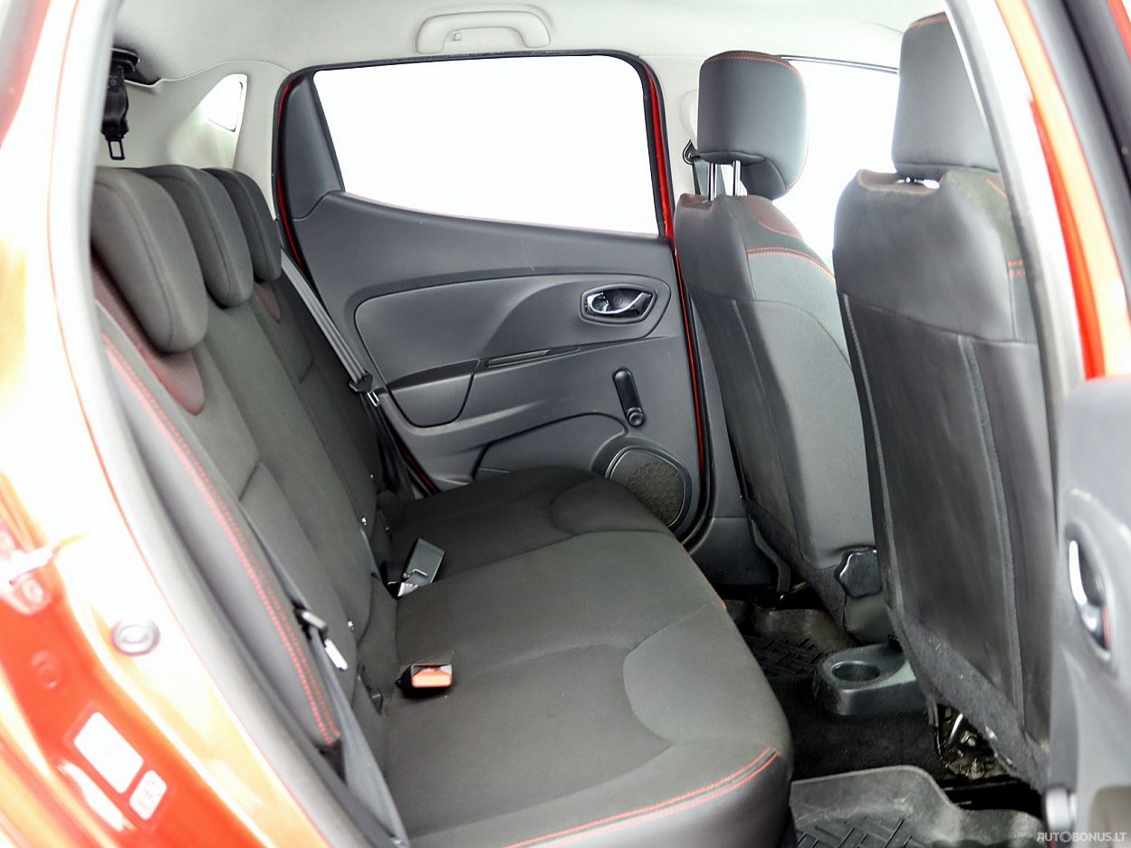 Renault Clio | 6