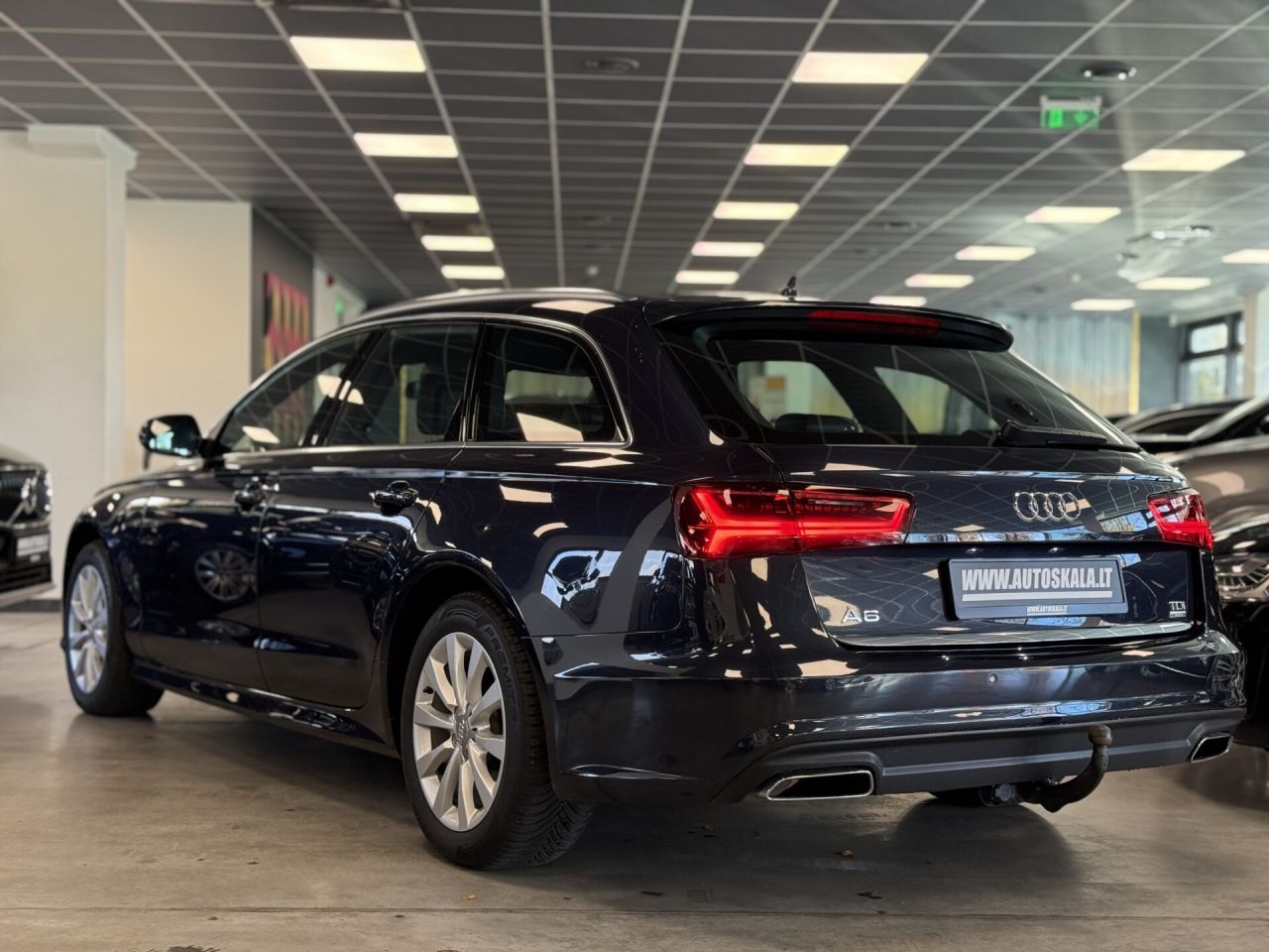 Audi A6 | 4