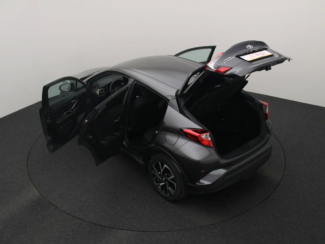 Toyota C-HR | 12