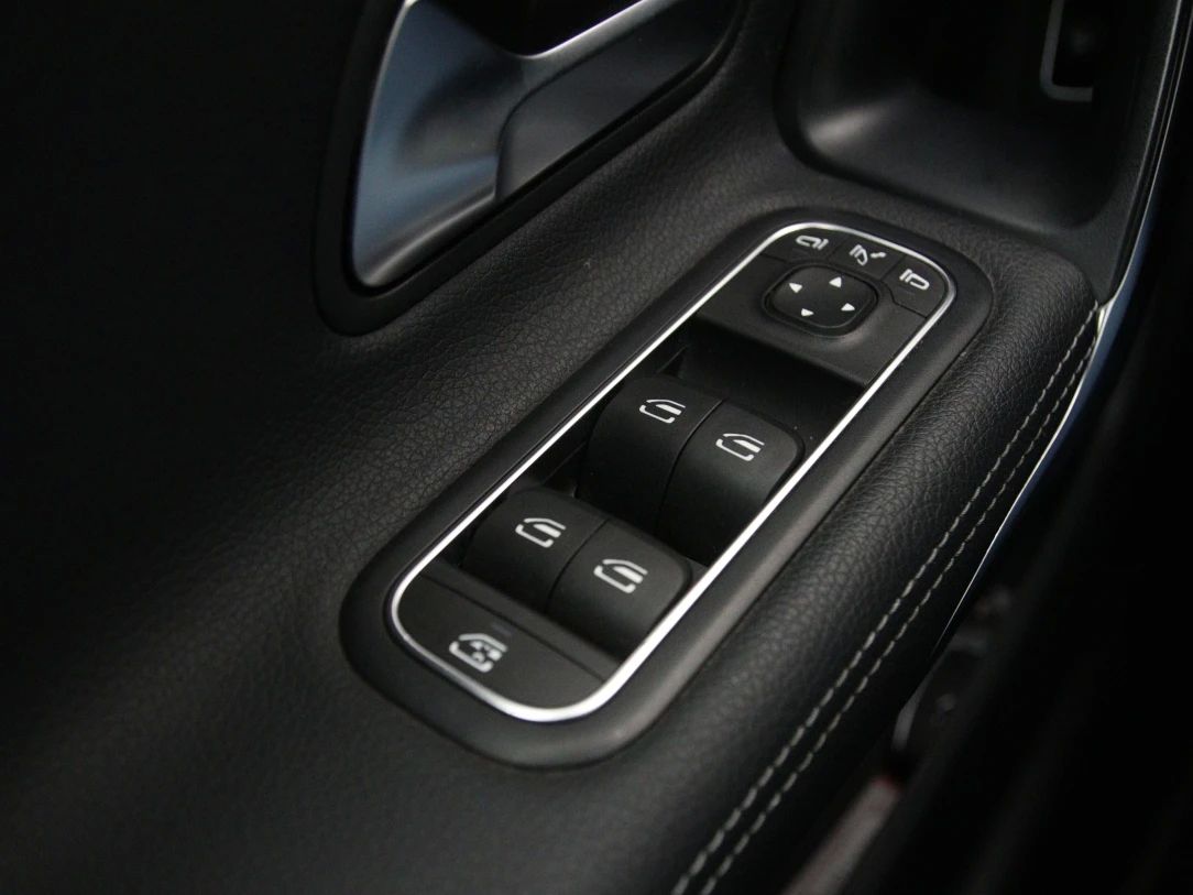 Mercedes-Benz CLA200 | 22