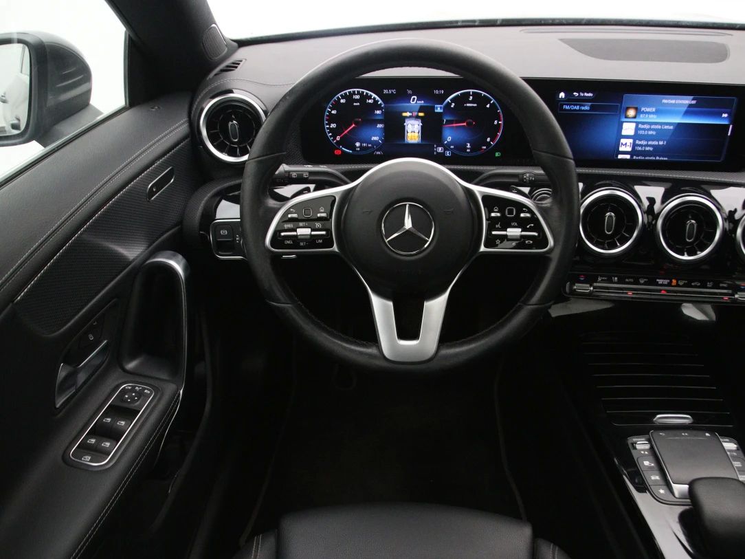 Mercedes-Benz CLA200 | 13