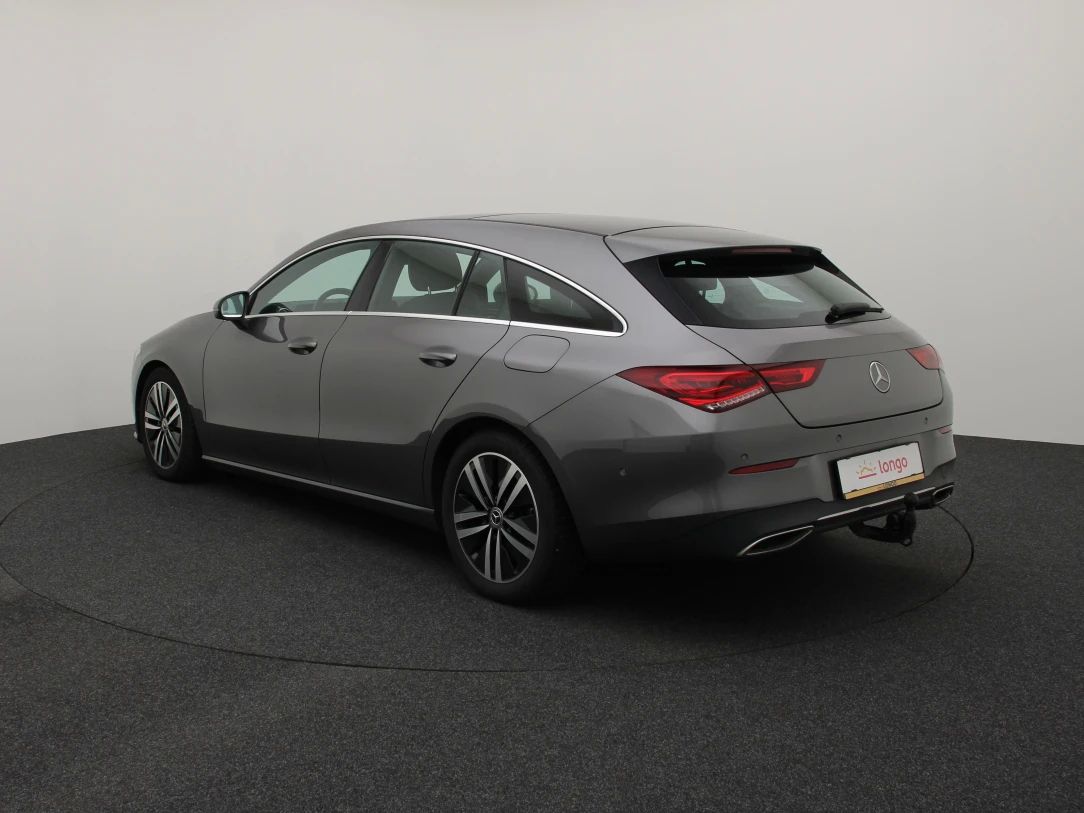 Mercedes-Benz CLA200 | 3