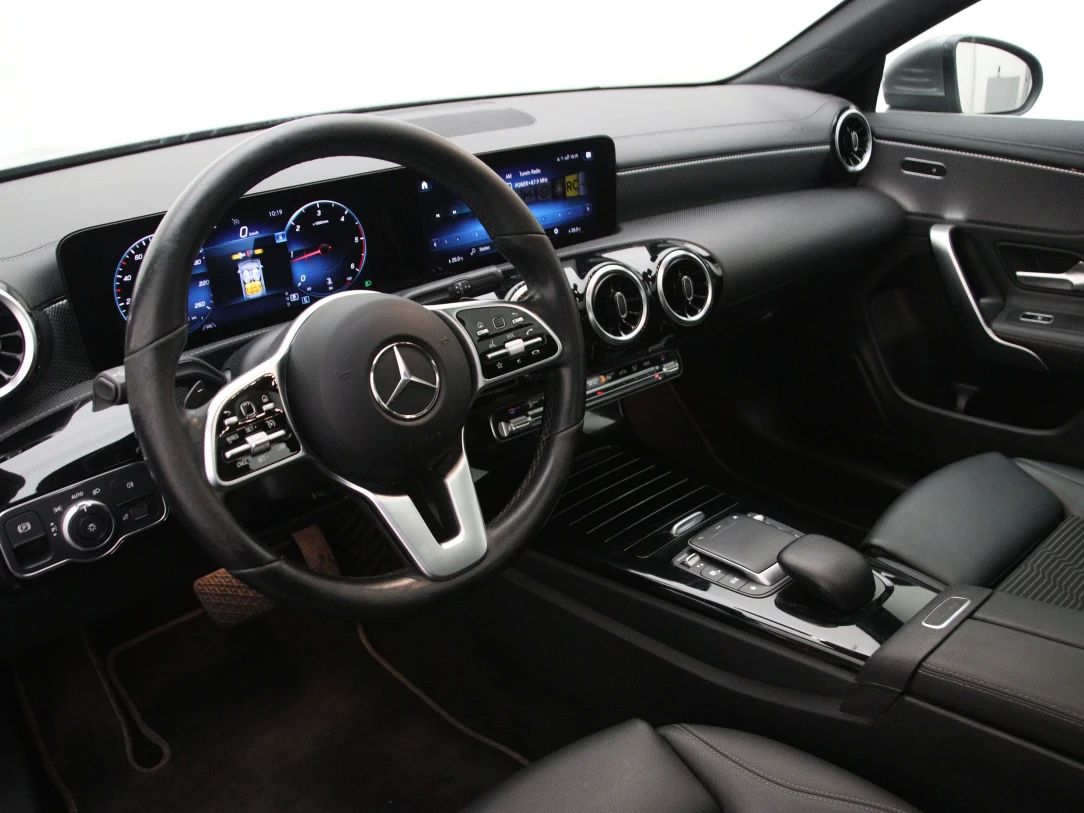 Mercedes-Benz CLA200 | 12