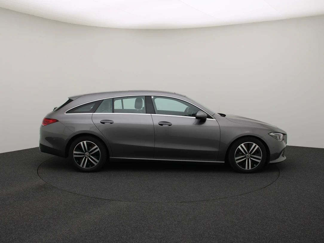 Mercedes-Benz CLA200 | 5