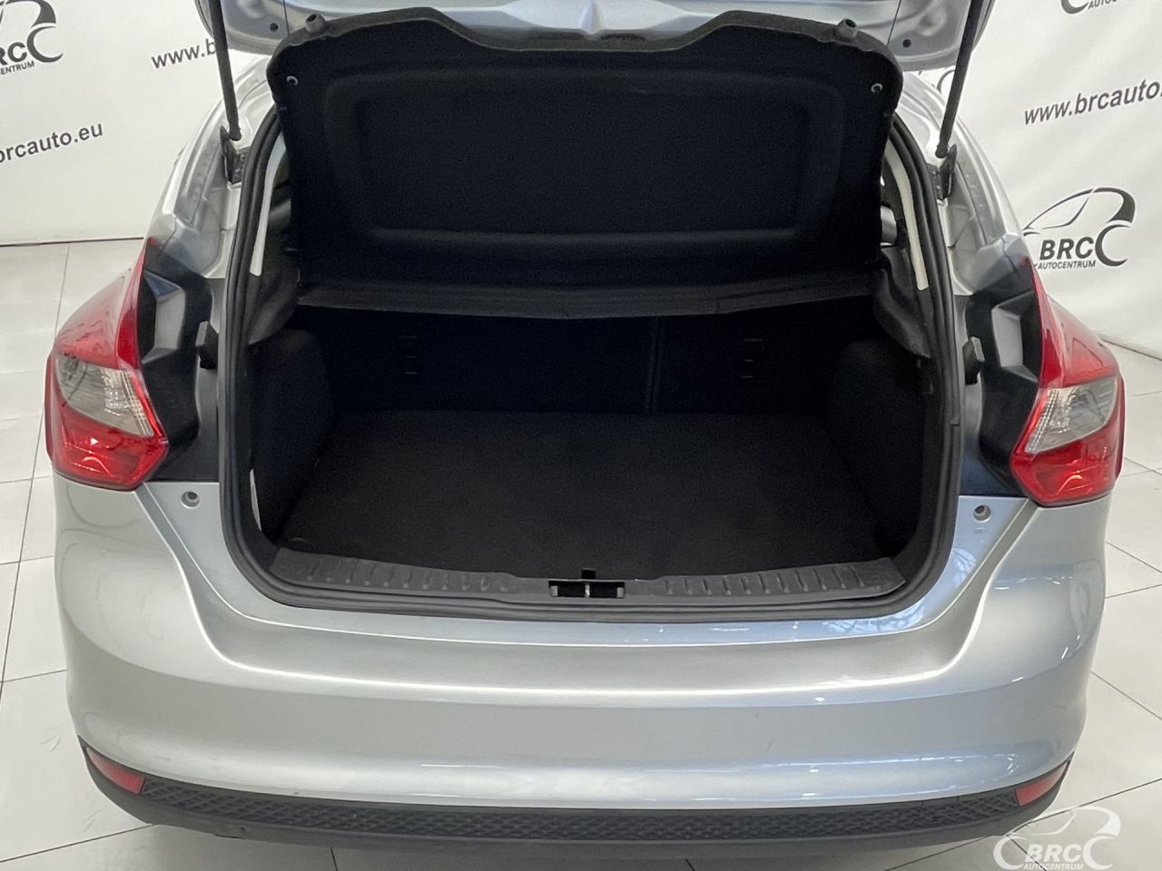 Ford Focus | 32