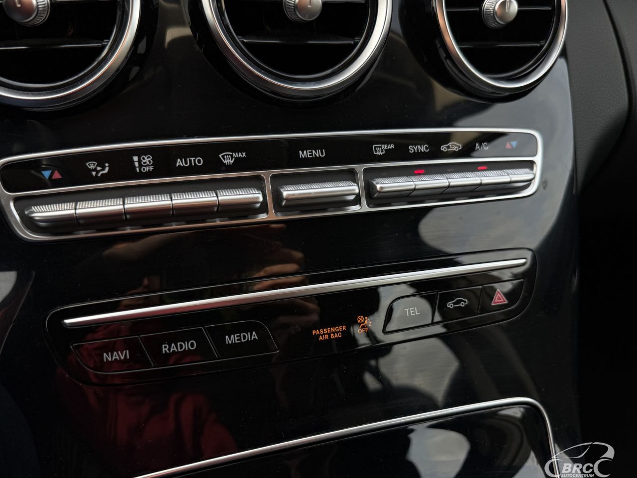 Mercedes-Benz C180 | 22