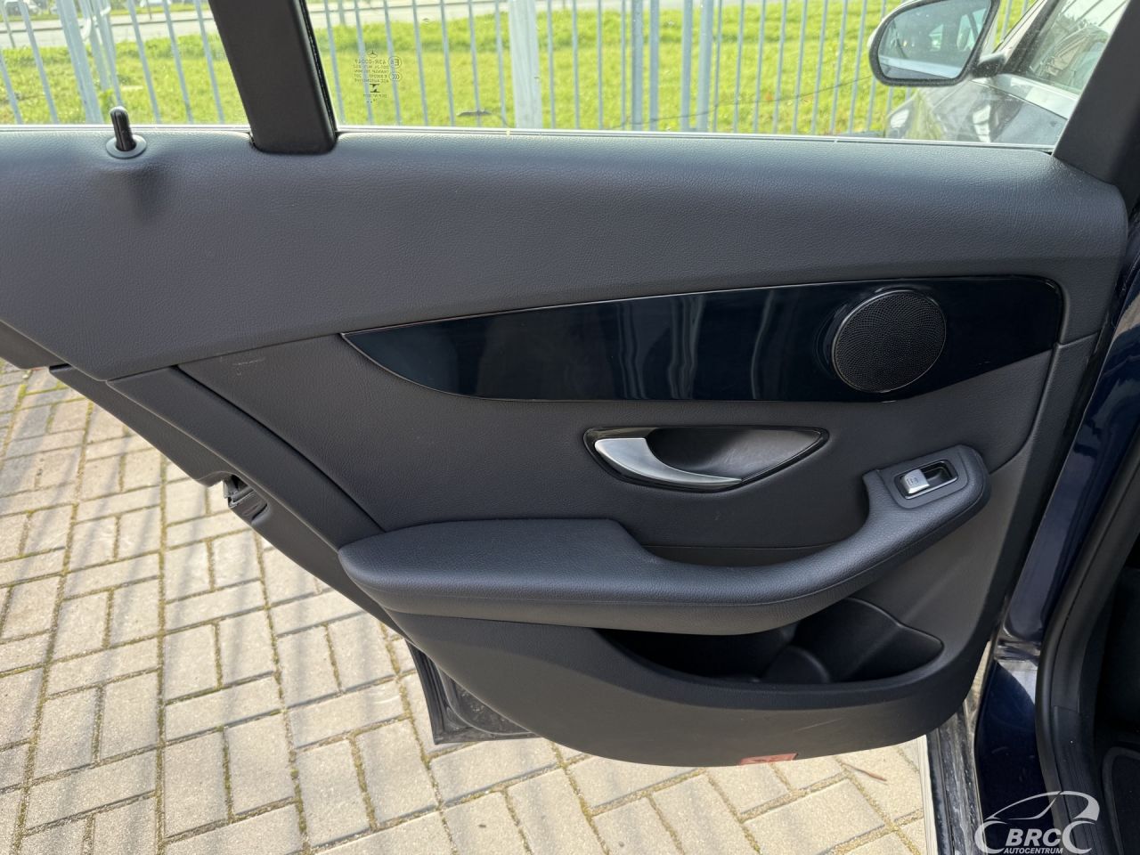 Mercedes-Benz C180 | 10