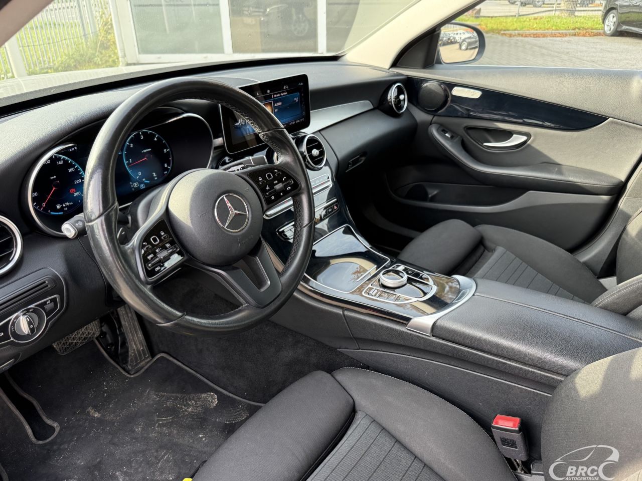 Mercedes-Benz C180 | 15