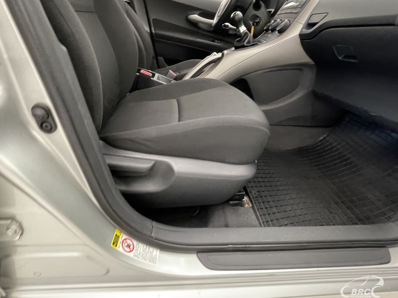 Toyota Auris | 5