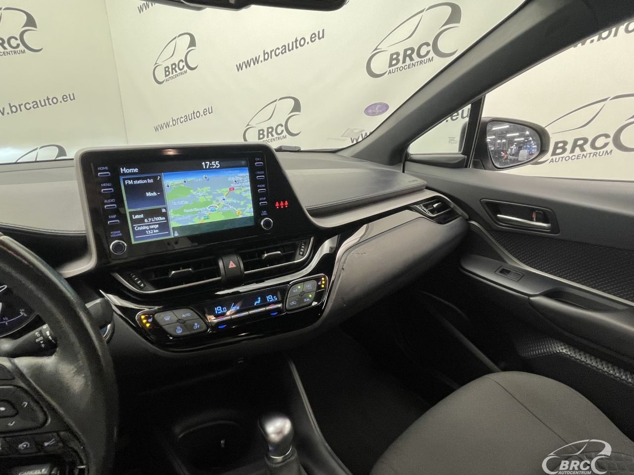 Toyota C-HR | 23