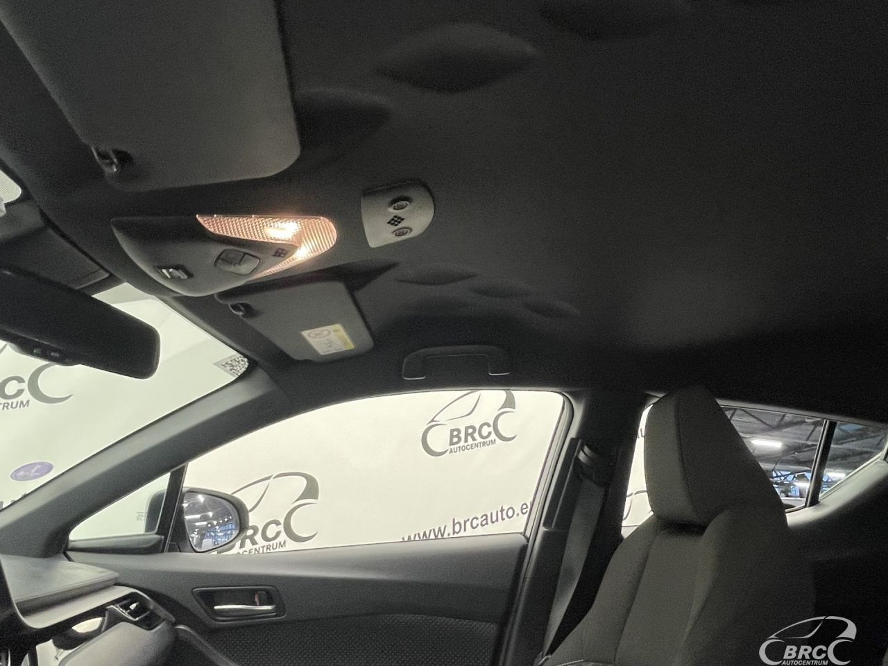 Toyota C-HR | 21