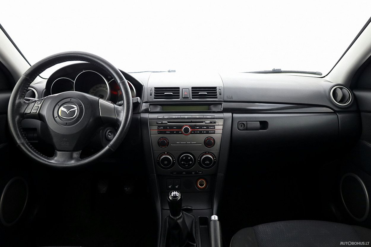 Mazda 3 | 4