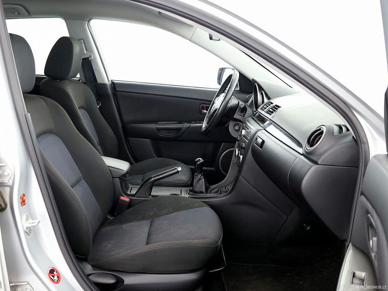 Mazda 3 | 5