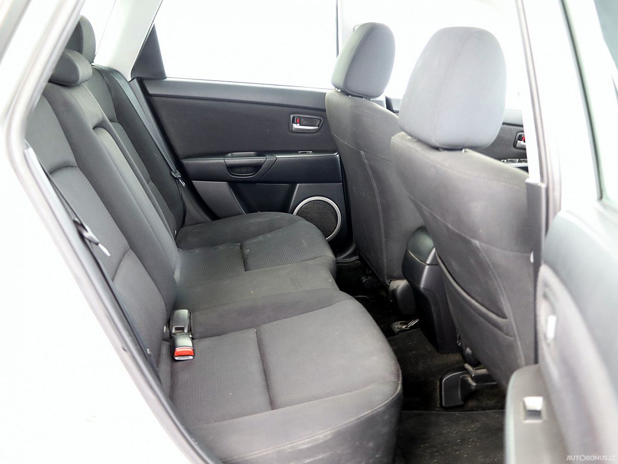 Mazda 3 | 6