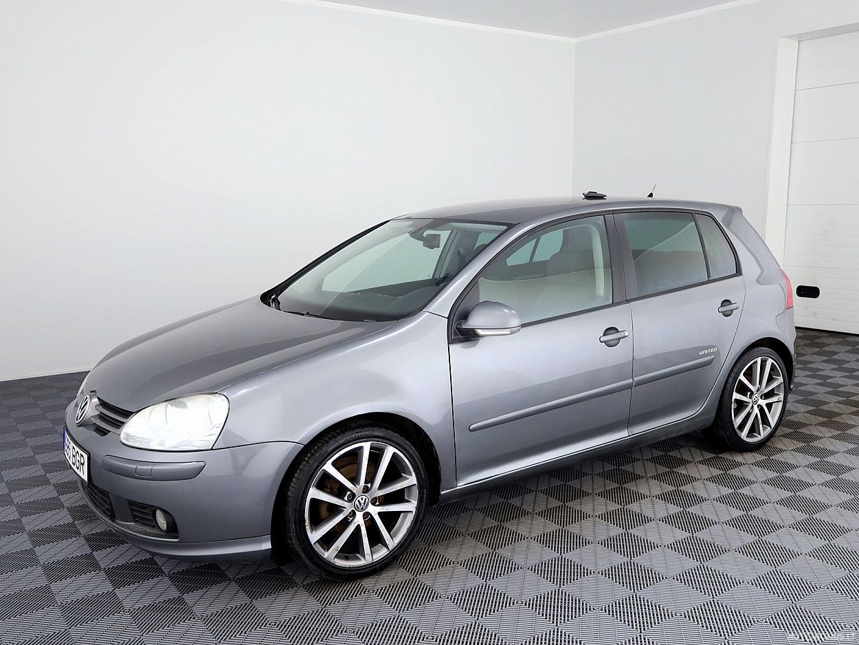 Volkswagen Golf | 1