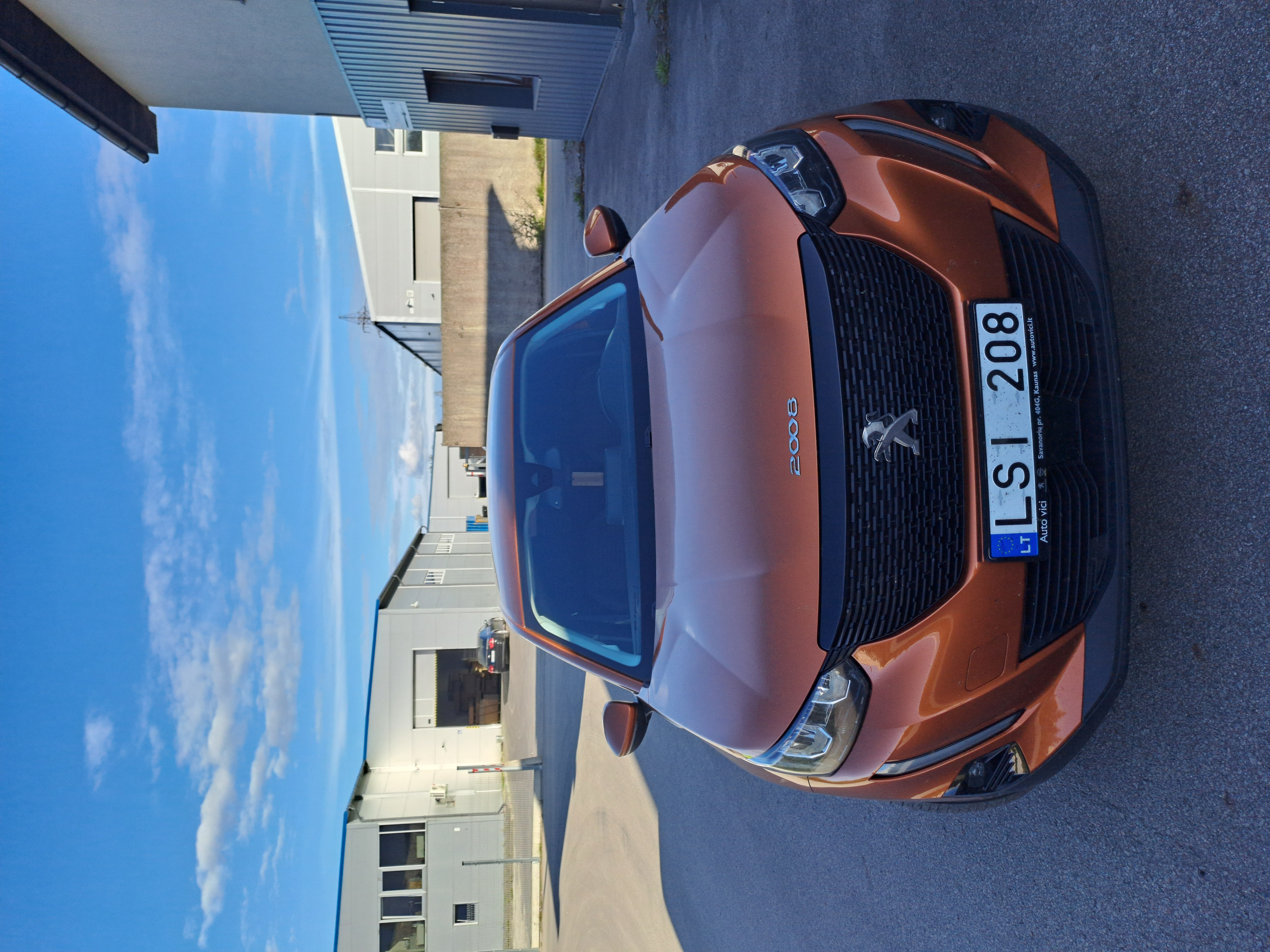 Peugeot 2008, 1.2 l., cross-country