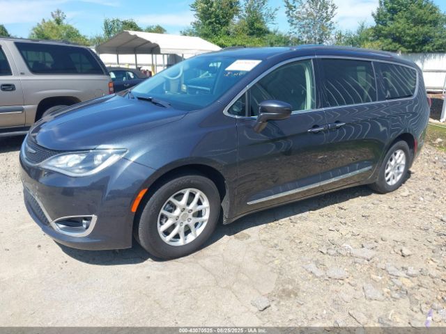 Chrysler Pacifica