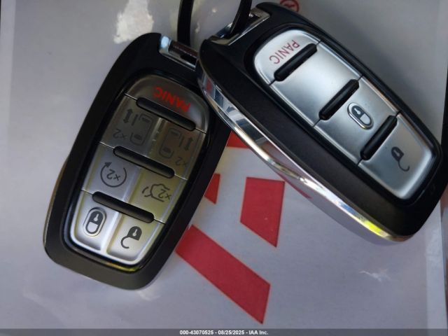 Chrysler Pacifica | 9