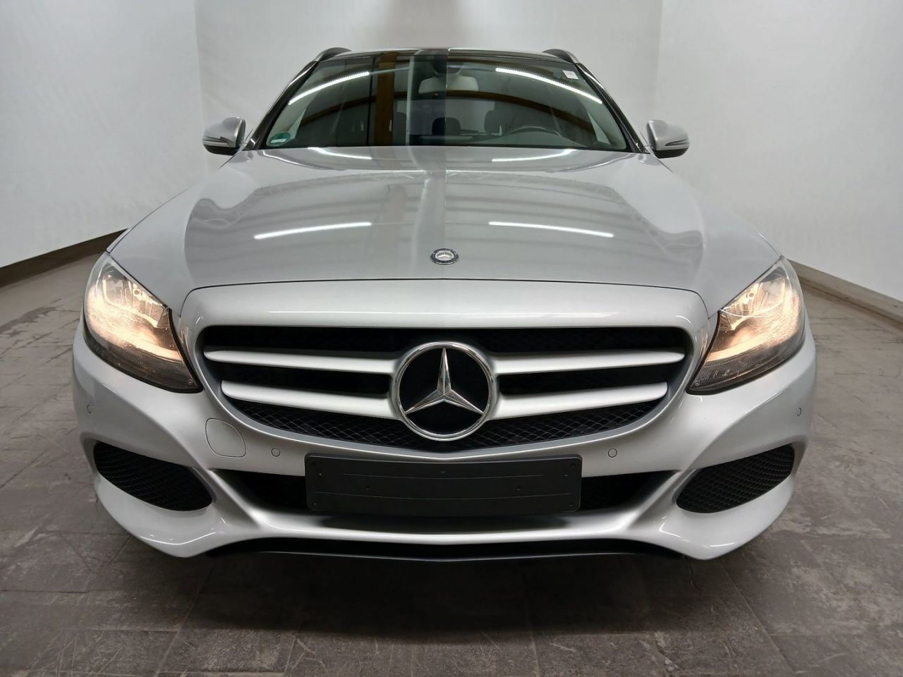 Mercedes-Benz C250 | 9