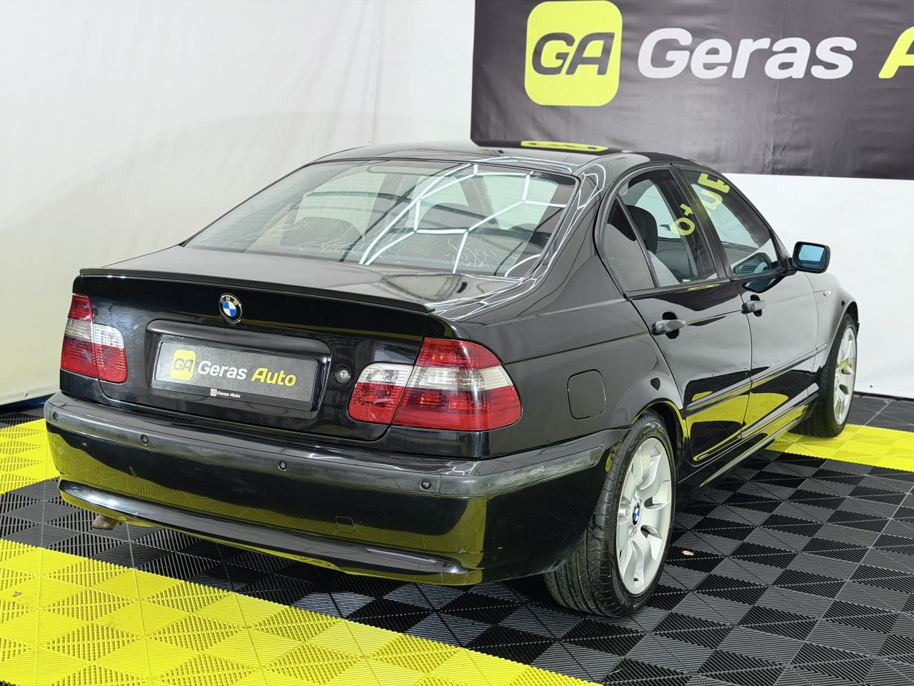 BMW 320 | 4