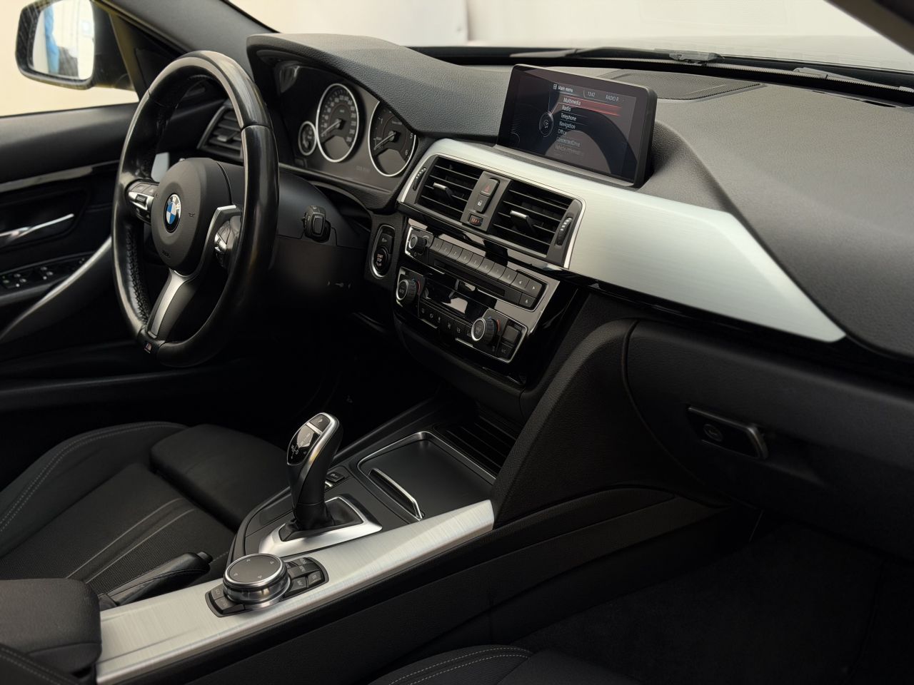 BMW 320 | 15