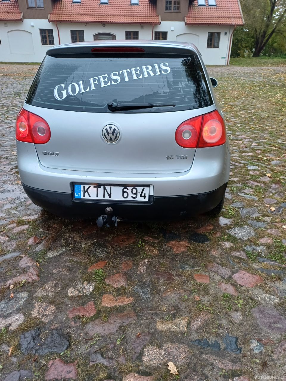 Volkswagen Golf | 3