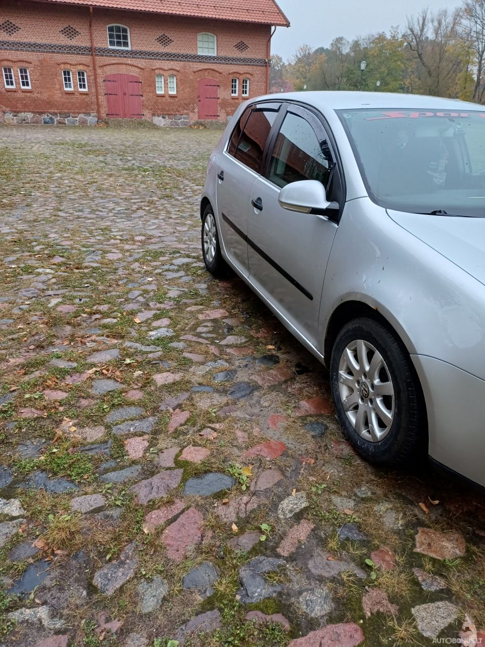 Volkswagen Golf | 3