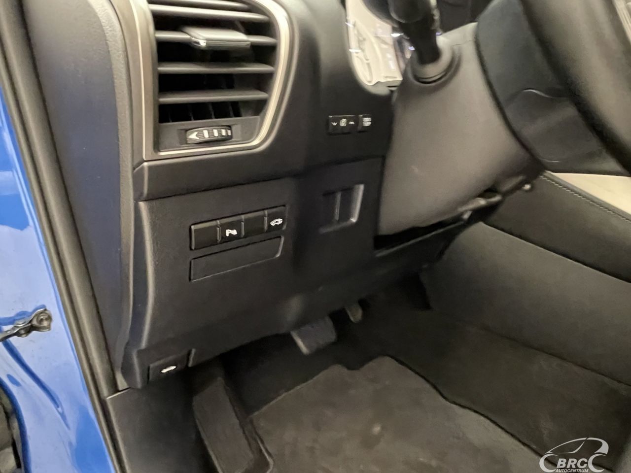 Lexus NX 300h | 24