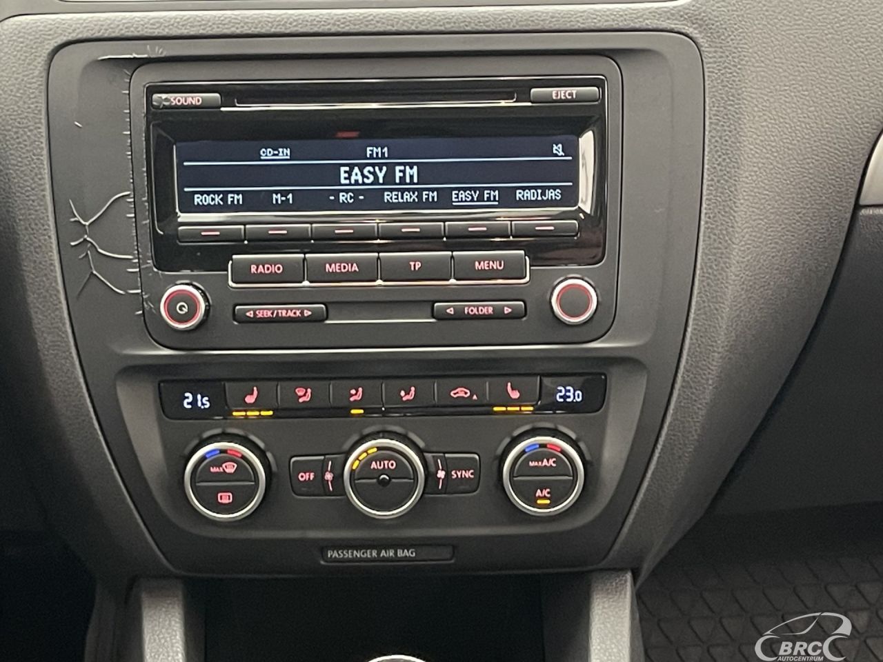 Volkswagen Jetta | 14