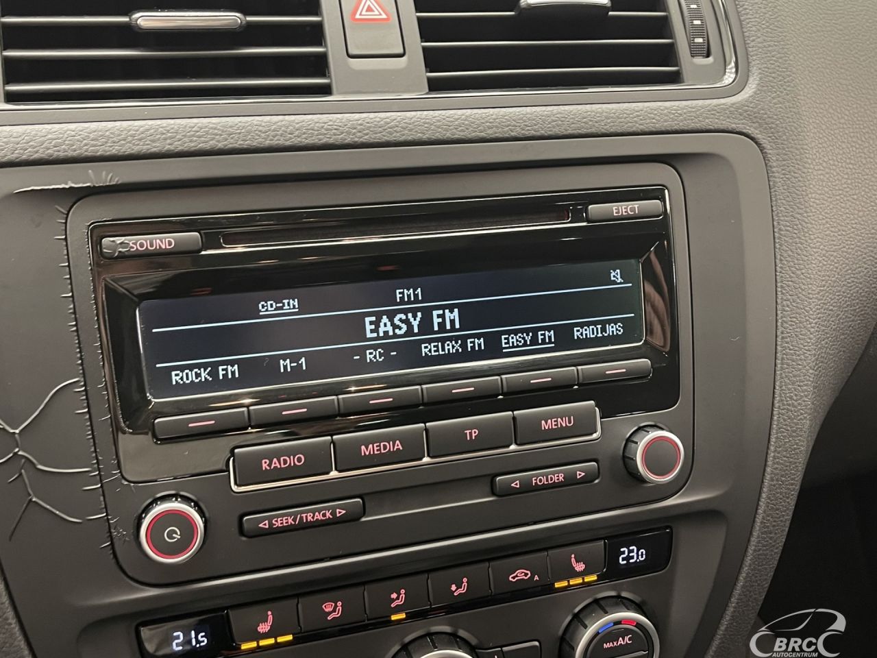 Volkswagen Jetta | 27