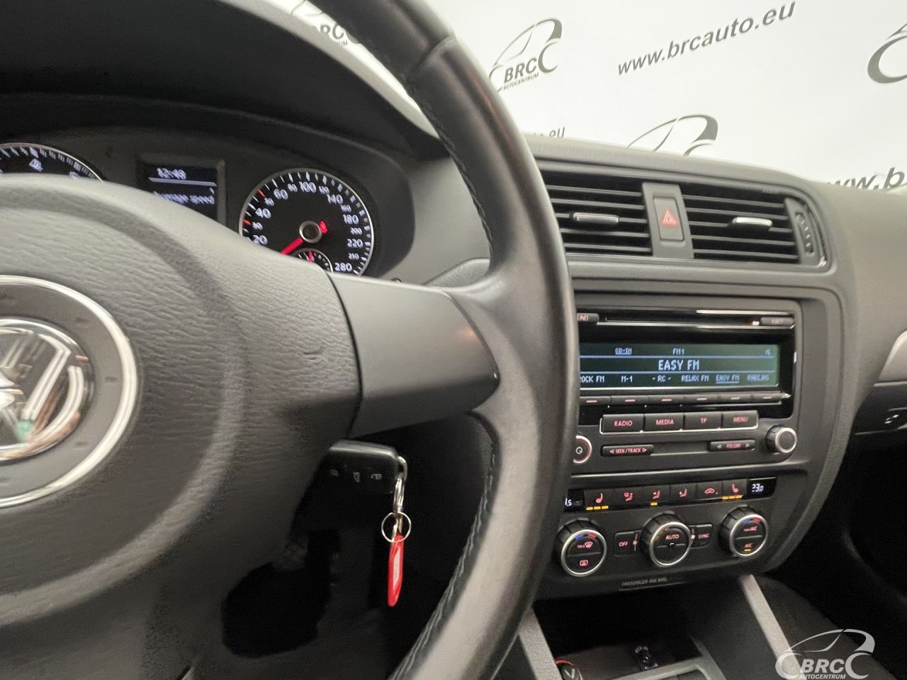 Volkswagen Jetta | 24