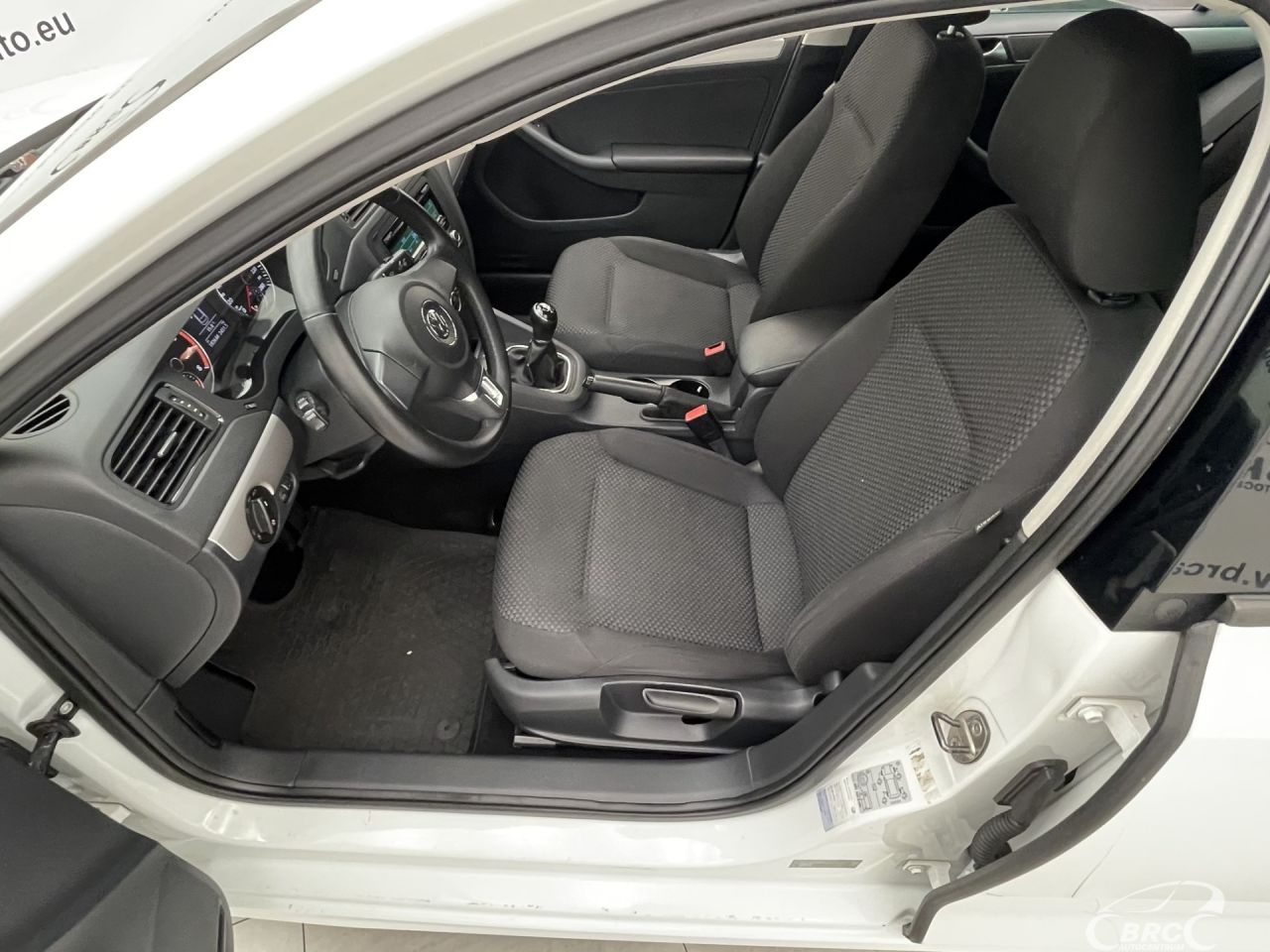 Volkswagen Jetta | 18