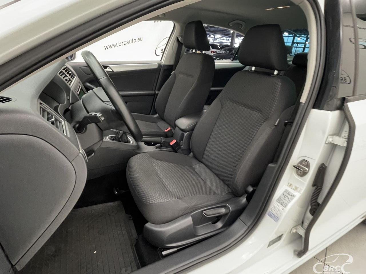Volkswagen Jetta | 19