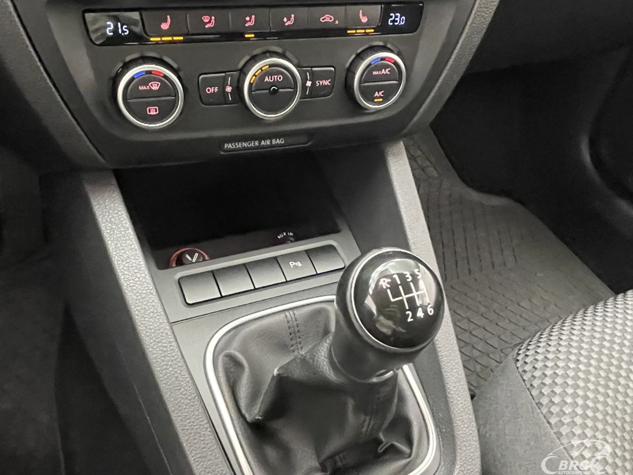 Volkswagen Jetta | 21