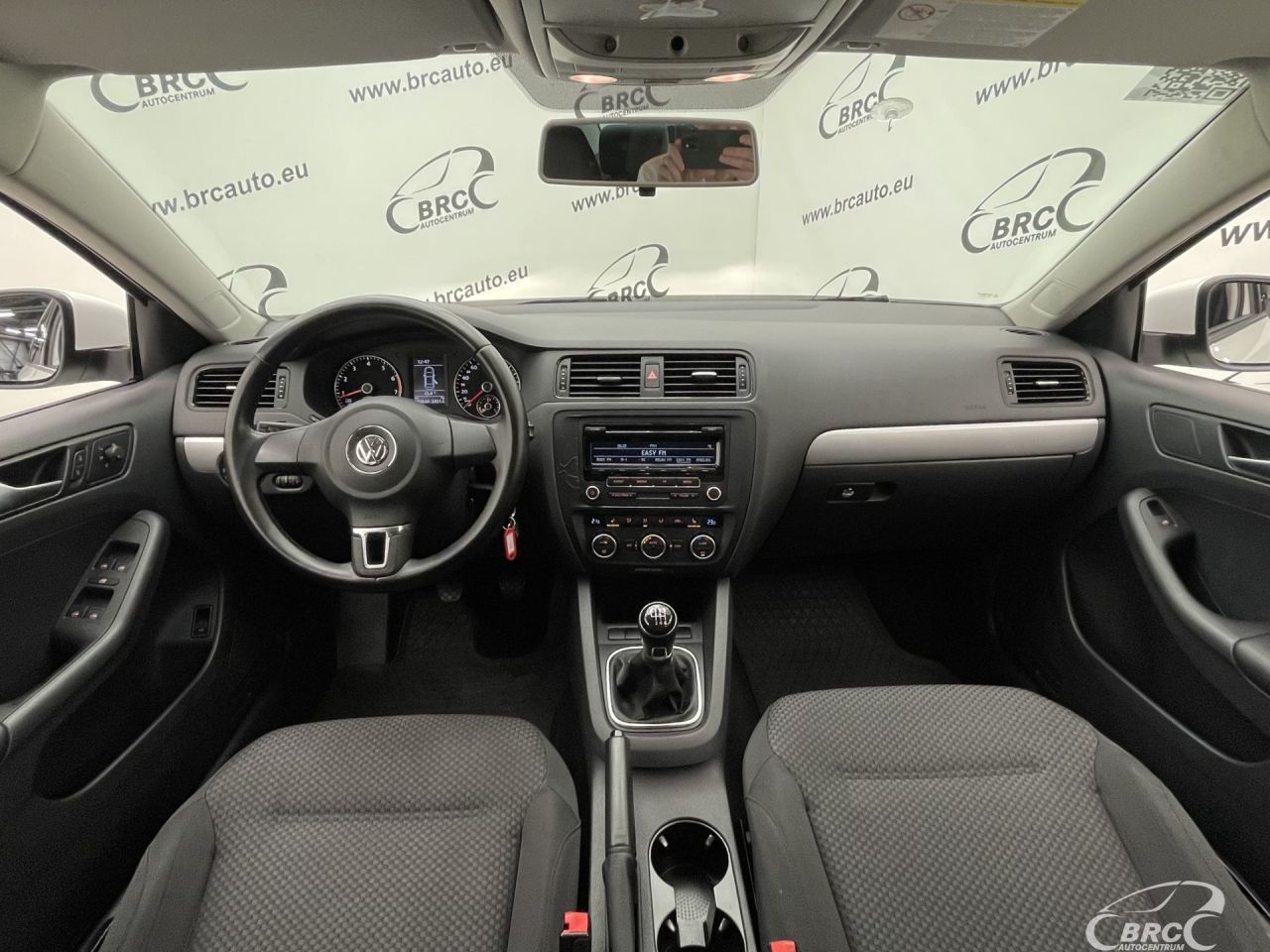 Volkswagen Jetta | 2