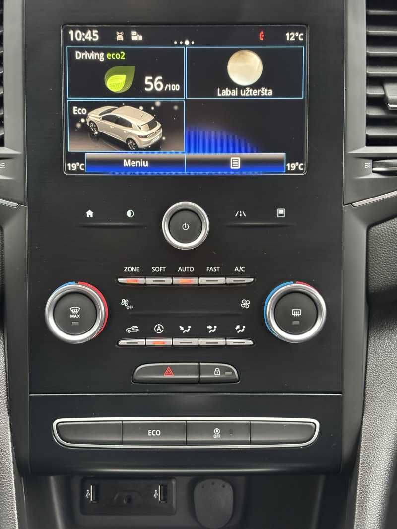 Renault Megane | 8